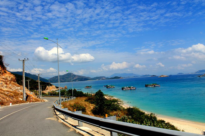 thuê xe du lịch Cam Ranh